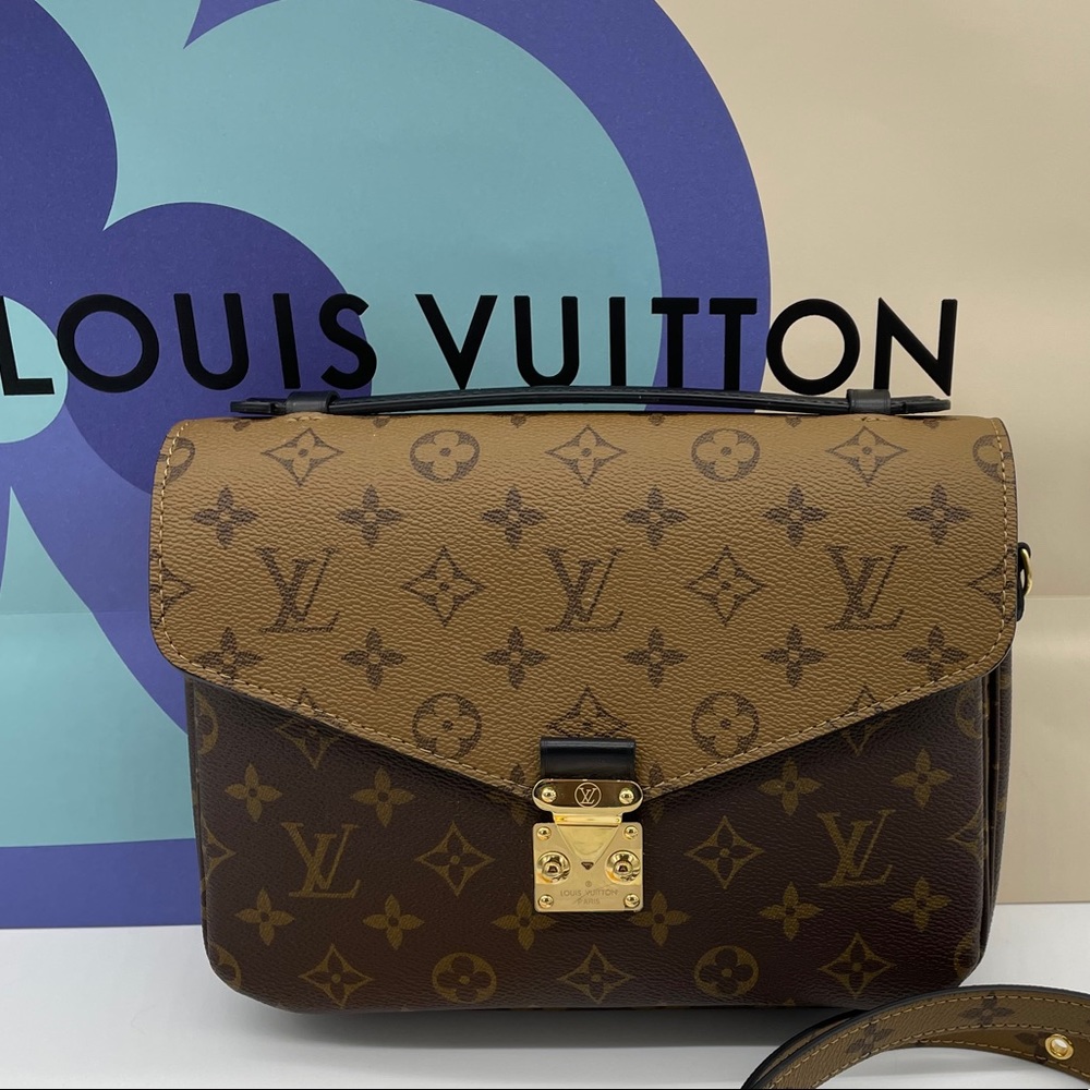 ❌❌sold❌❌Louis Vuitton Reverse Pouchette Métis